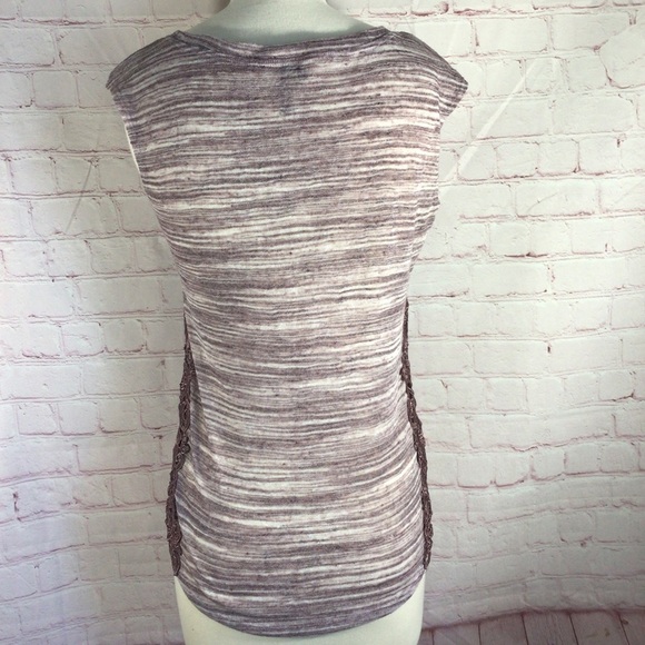 Maurice’s Purple Sleeveless Top with Side Floral Lace Detail - Size Small - Picture 6 of 8